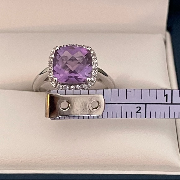 Steeling Silver Amethyst Ring - Picture 4 of 6